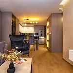 Victoria 2-bedroom Apartment *