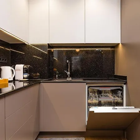 Victoria 2-bedroom Пловдив