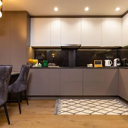 Victoria 2-bedroom * Plowdiw