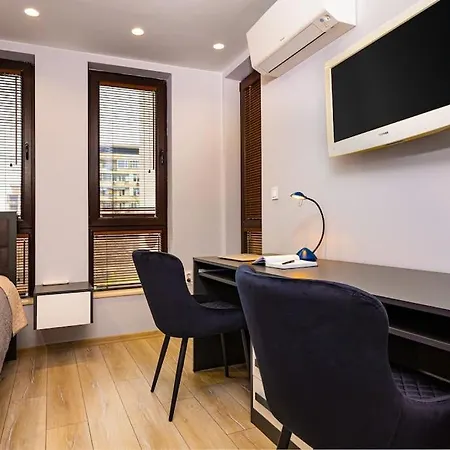 Victoria 2-bedroom Апартамент *