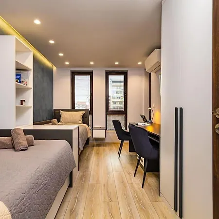 Victoria 2-bedroom * Пловдив