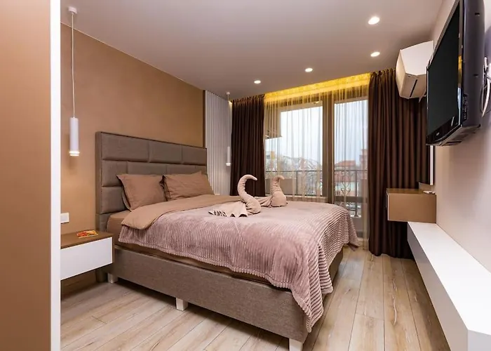 Апартаменты Victoria 2-bedroom *